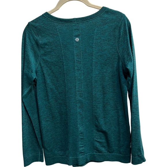 ❌SOLD❌ Lululemon Swiftly Relaxed Long Sleeve - Picture 2 of 4